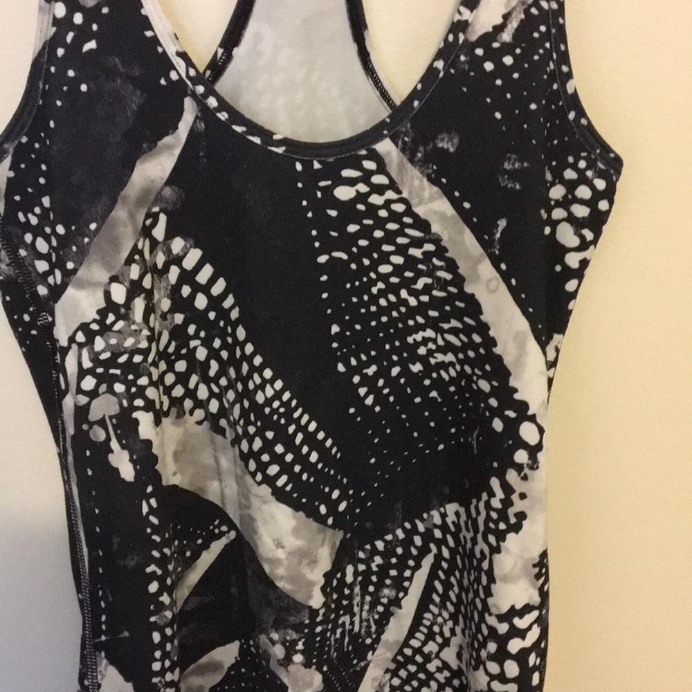 Lululemon Cool Racerback Tank top - Picture 2 of 4